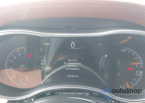 2018 Jeep Grand Cherokee Summit 4X4 z USA, uszkodzony, nr VIN 1C4RJFJT2JC251666